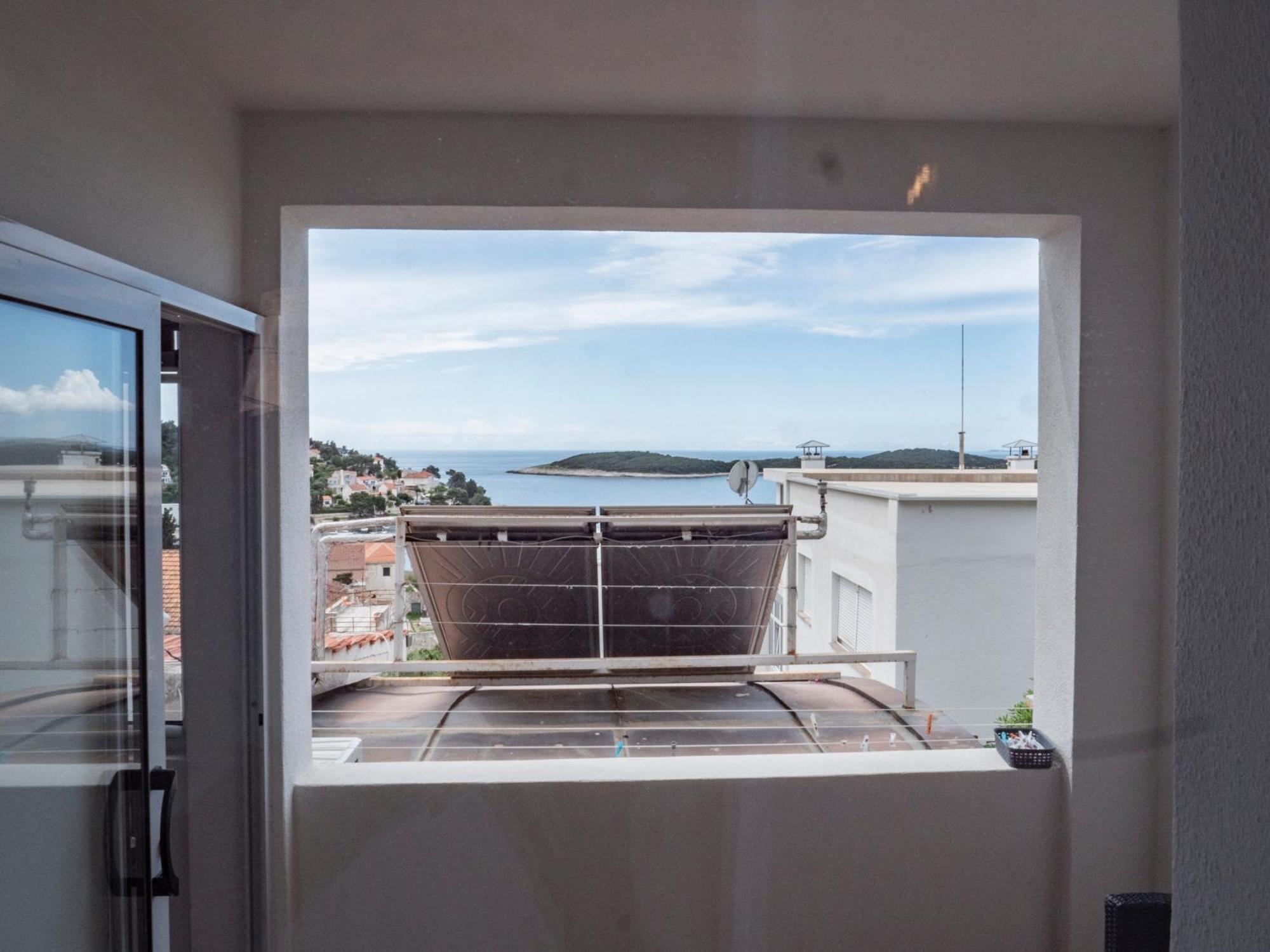 Apartment Jelka- Center Of Hvar Town Exterior foto